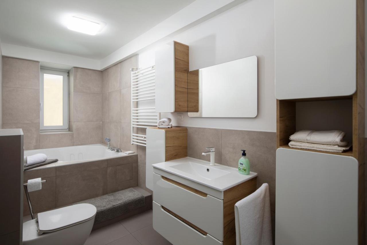 History Apartment Villa Veruda PUY 외부 사진