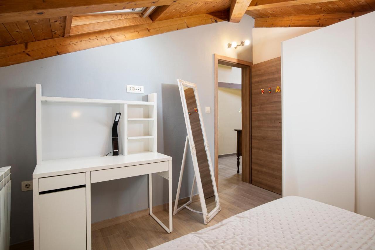 History Apartment Villa Veruda PUY 외부 사진